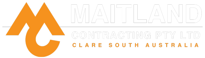 maitland contracting logo r